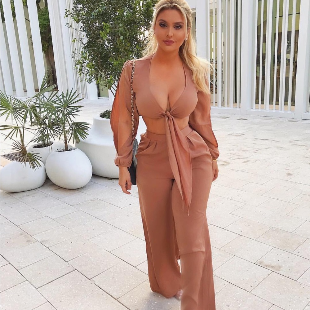 Two piece set